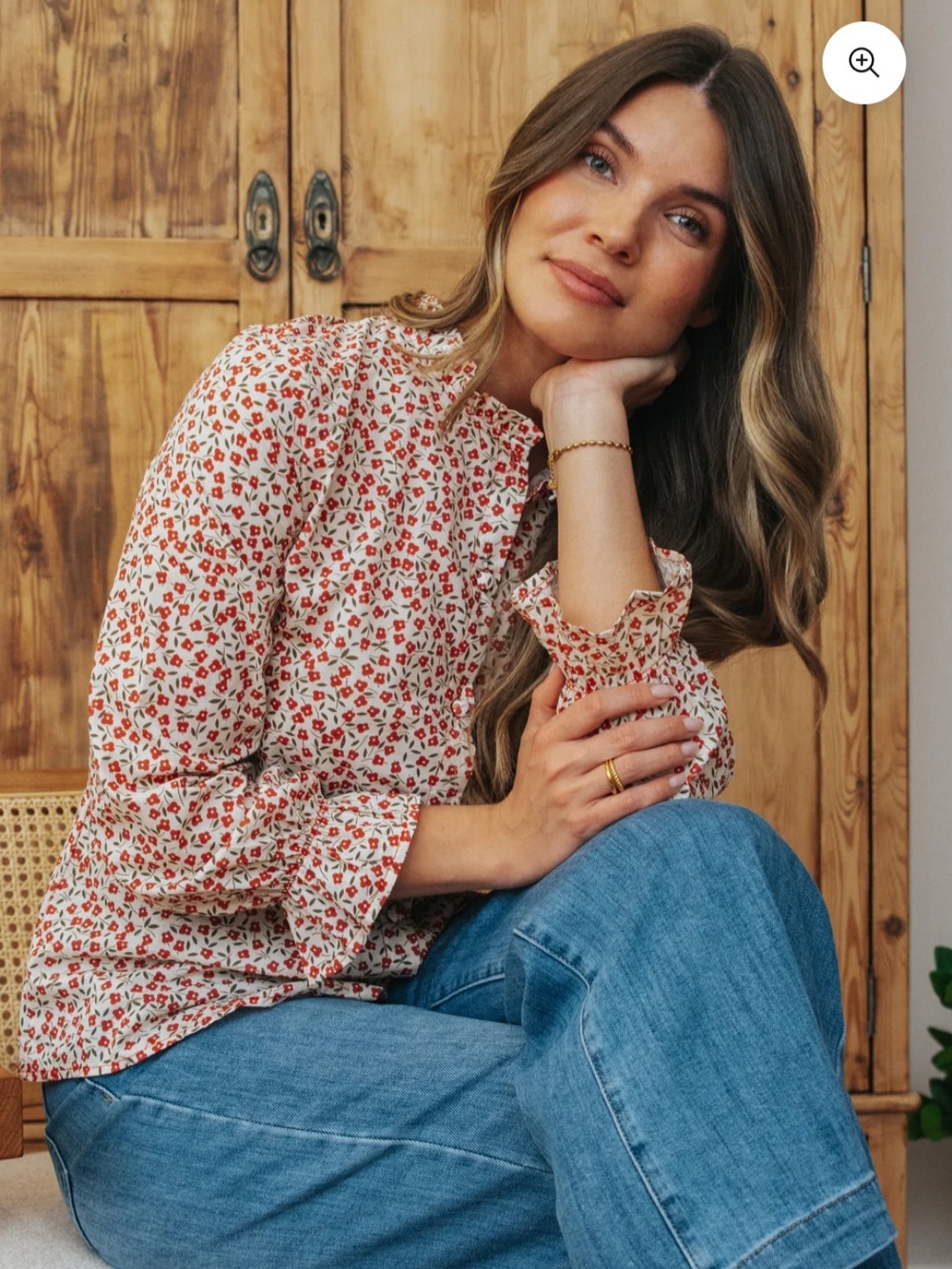 Women’s Cream Floral Long-Sleeve Ruffled Blouse